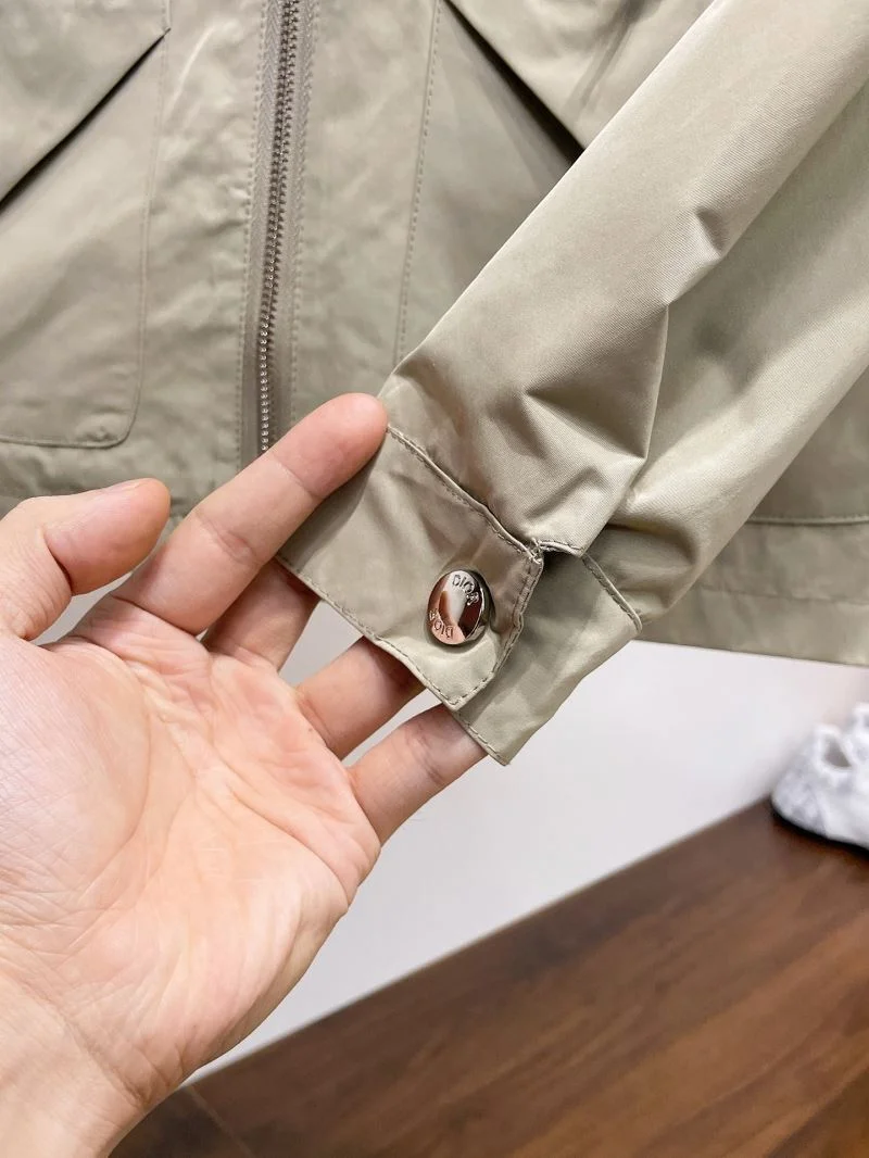 Prada Outwear Fashionable 168007