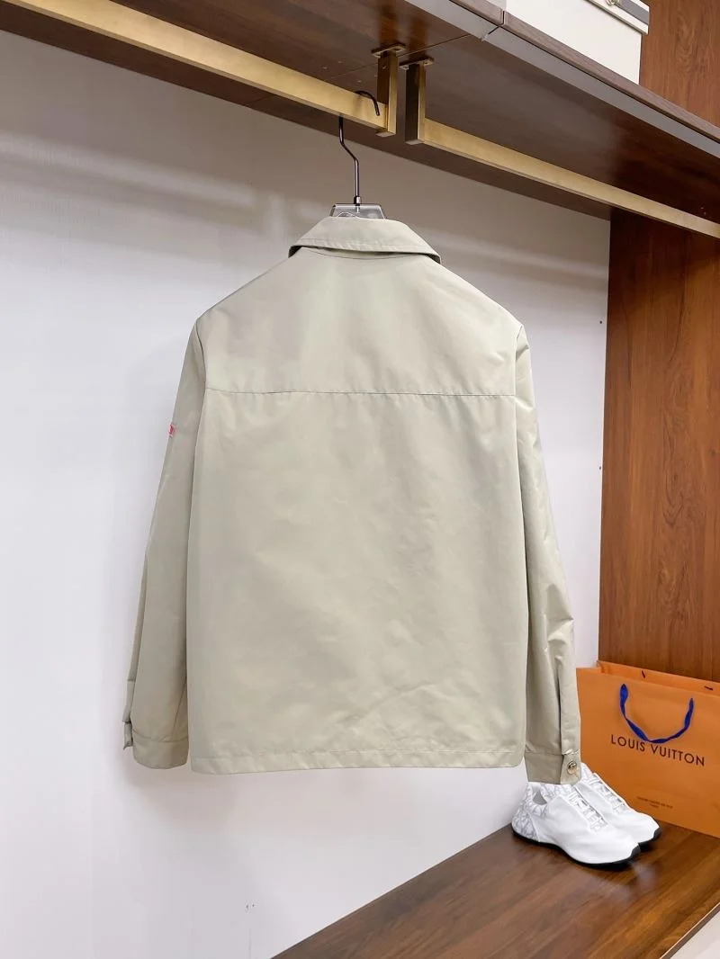 Prada Outwear Fashionable 168007