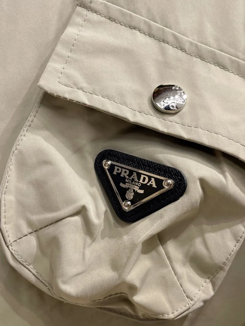Prada Outwear Fashionable 168007