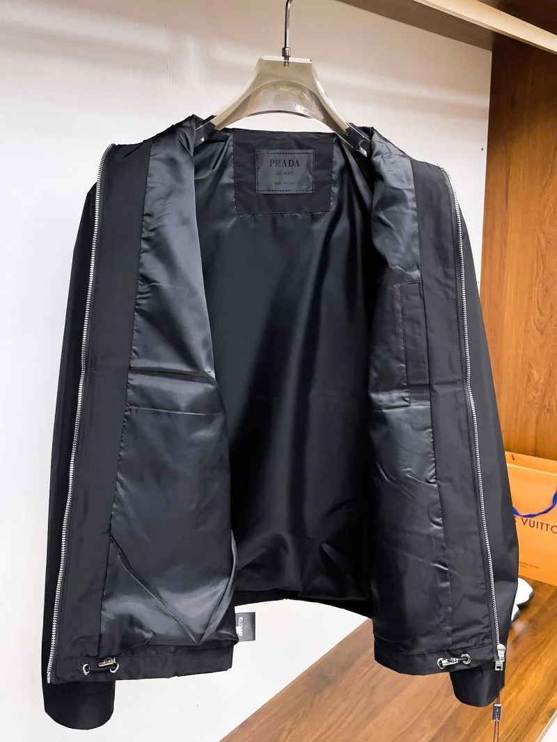 Prada Outwear MultiPurpose 168043