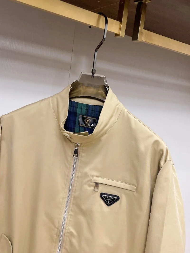 Prada Outwear Elegant 168022