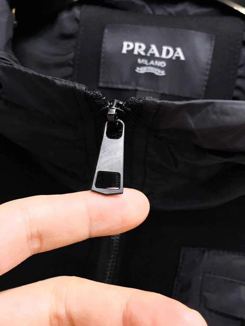 Prada Outwear ZeroBulk 167996
