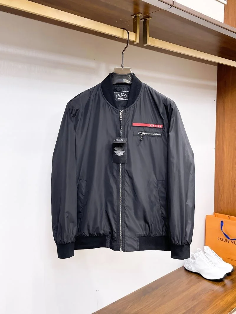Lightweight Prada Outwear 167988