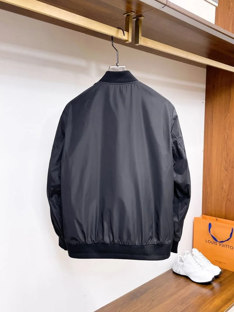 Lightweight Prada Outwear 167988