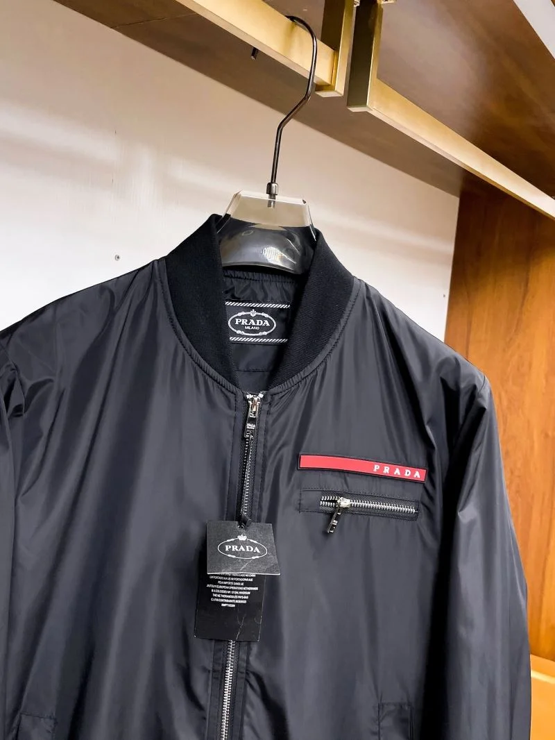 Lightweight Prada Outwear 167988