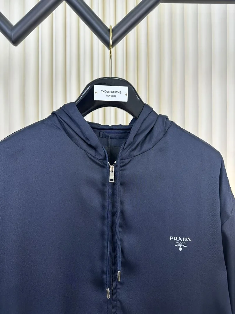 Prada Outwear GoAnywhere 167984
