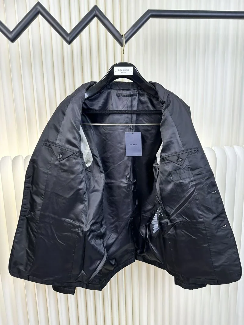 Prada Outwear Snug 167418