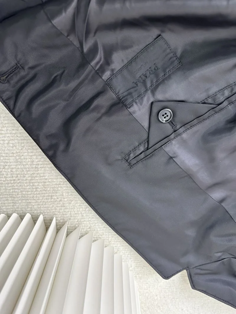 Prada Outwear Snug 167418