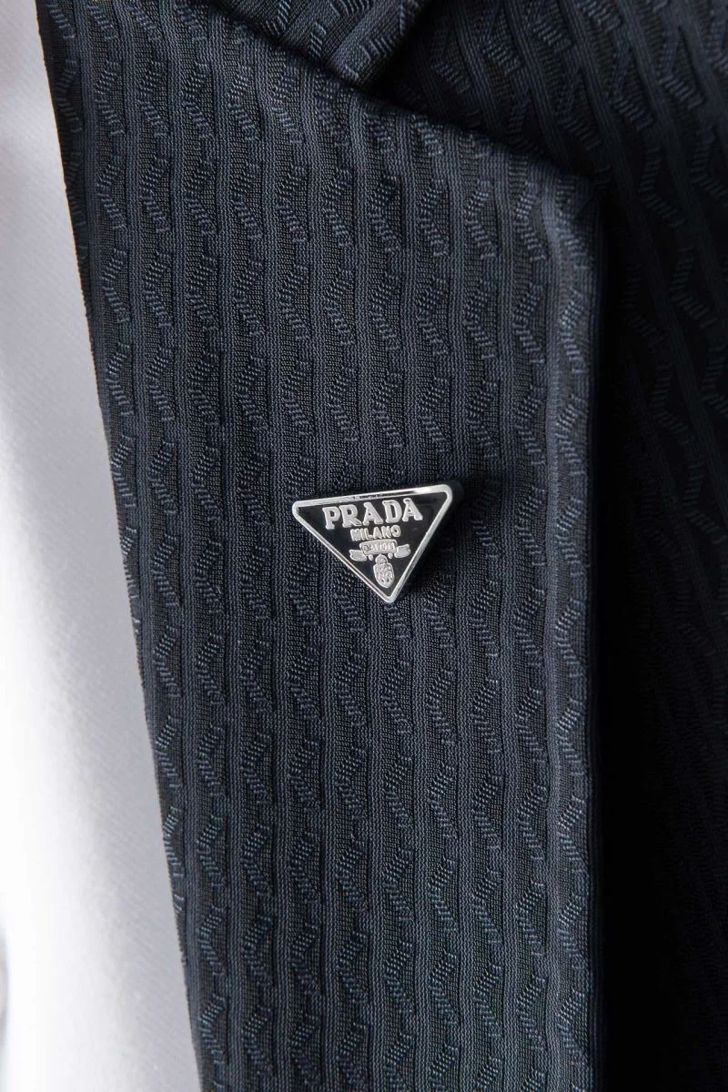 ModernLook Prada Outwear 167413