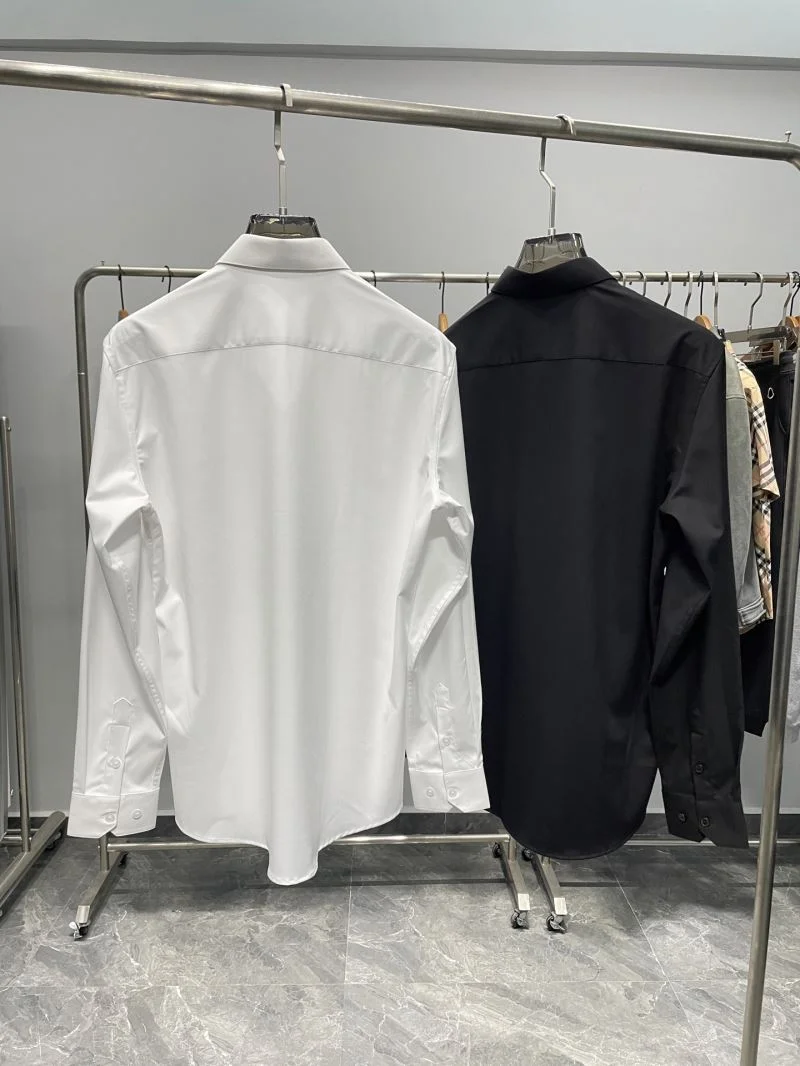 WellDesigned Prada Outwear 167405