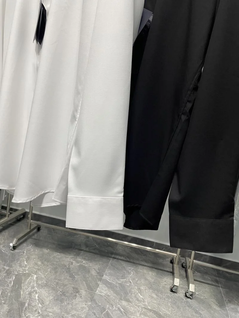 WellDesigned Prada Outwear 167405