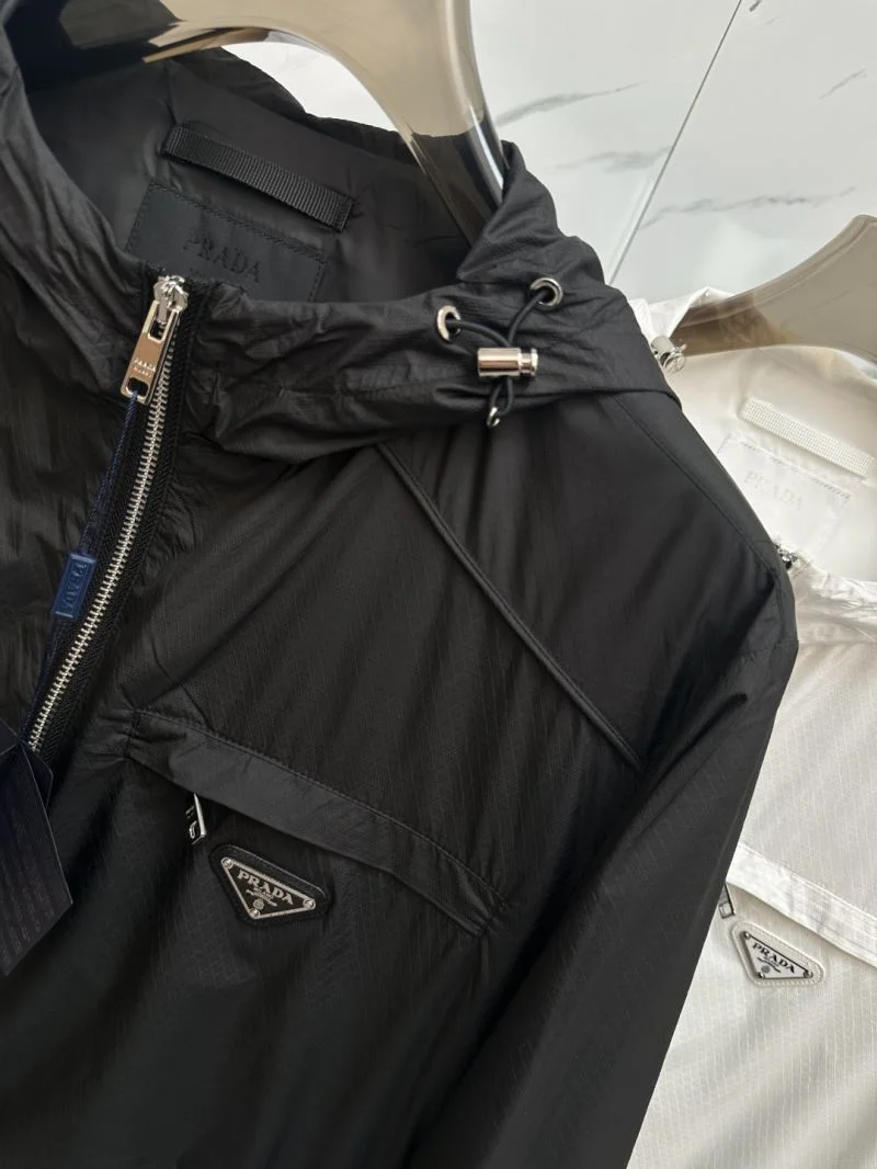 Comfortable Prada Outwear 167402