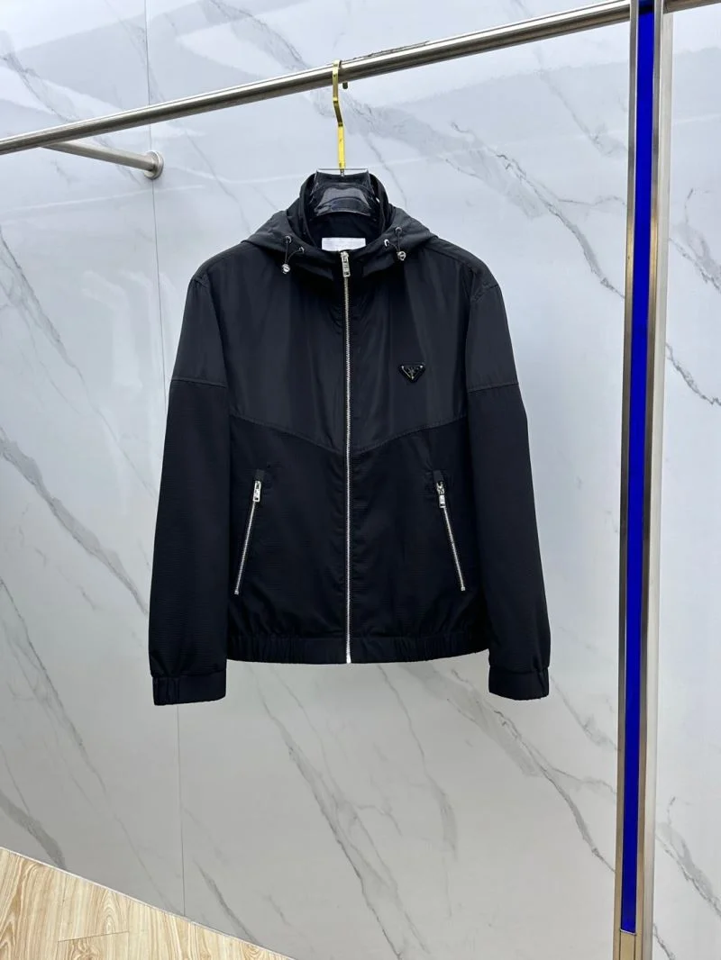 Breathable Prada Outwear 167399