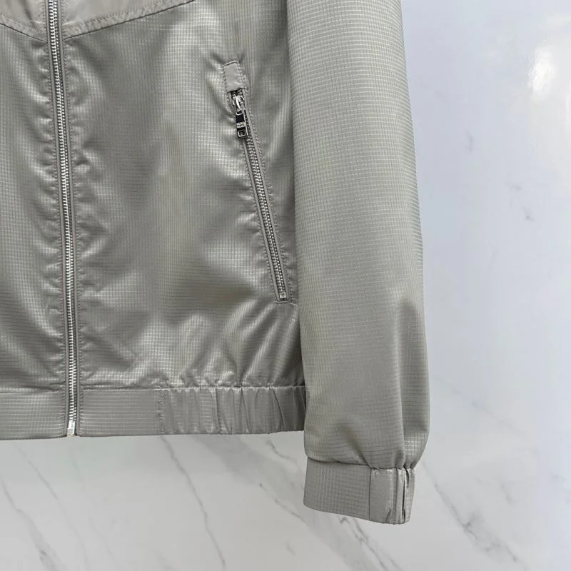 Minimalist Prada Outwear 167392