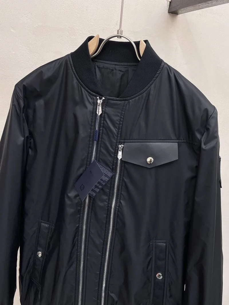 EyeCatching Prada Outwear 167431