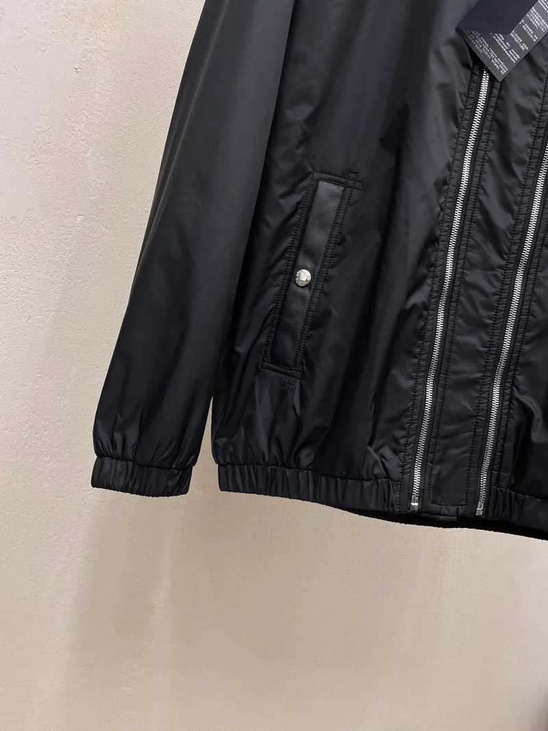 EyeCatching Prada Outwear 167431