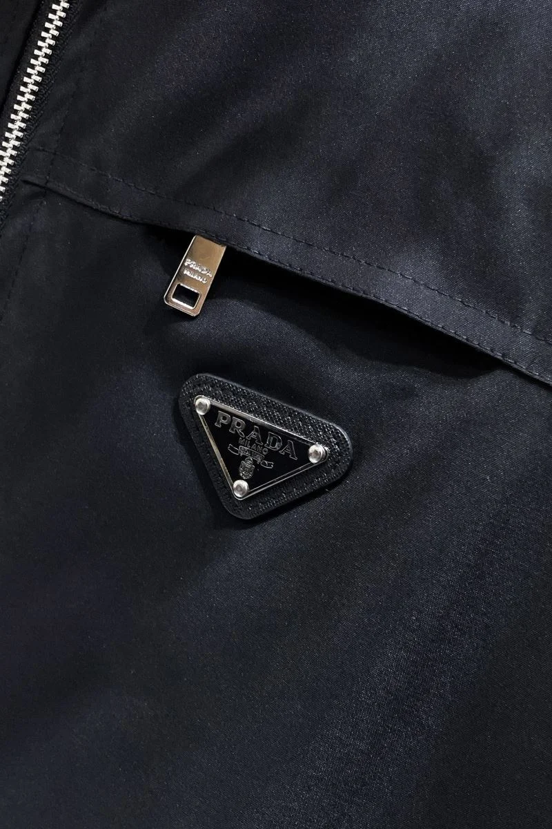 ZipUp Prada Outwear 167380