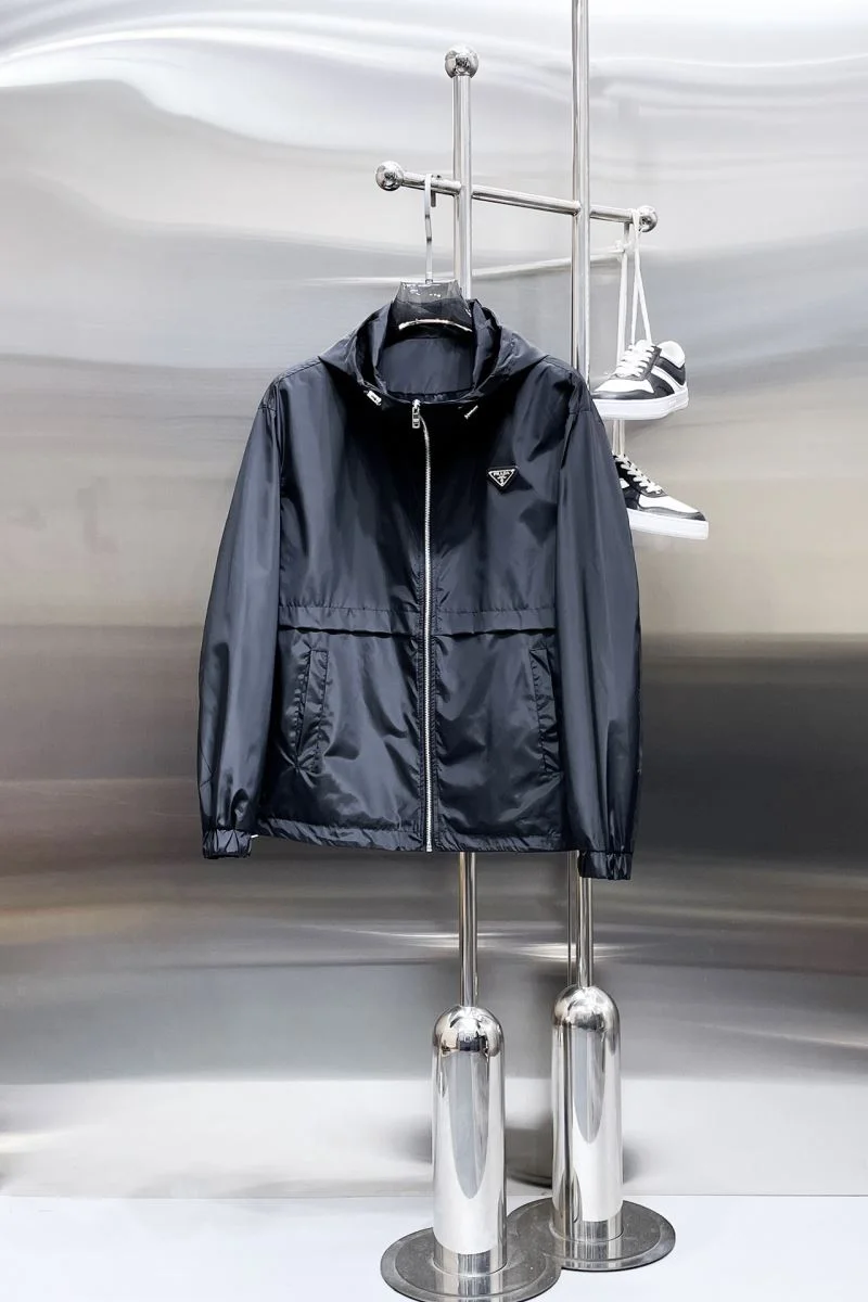 HighPerformance Prada Outwear 167379