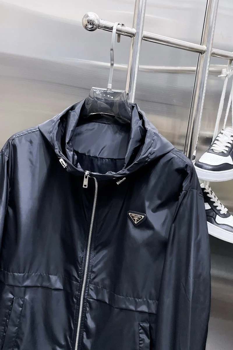 HighPerformance Prada Outwear 167379