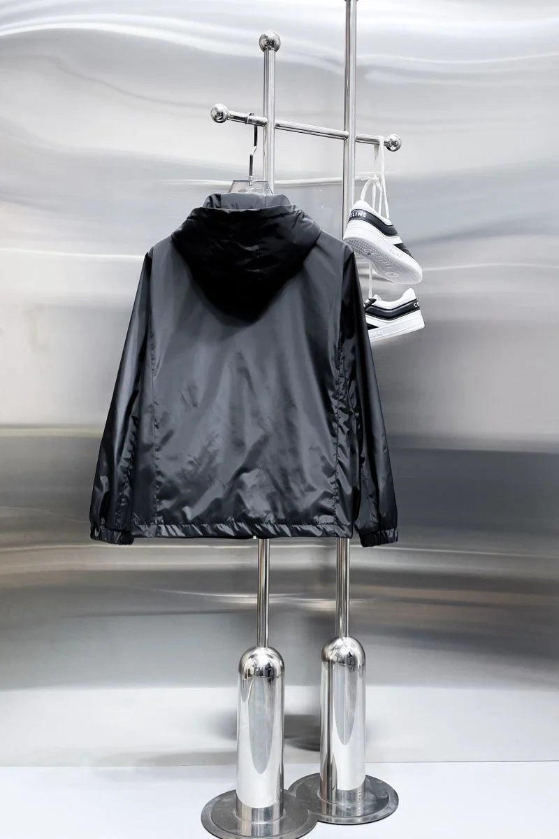 Lightweight Prada Outwear 167372