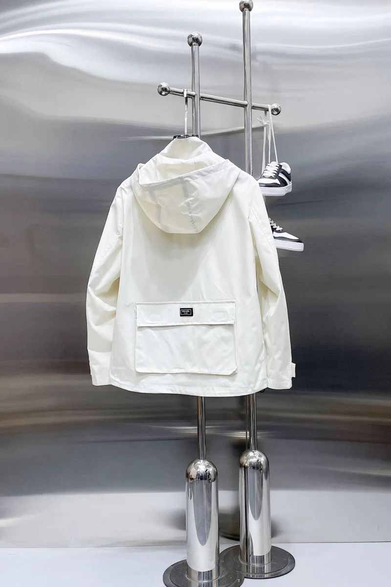Efficient Prada Outwear 167366
