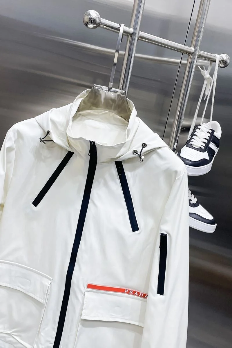 Efficient Prada Outwear 167366