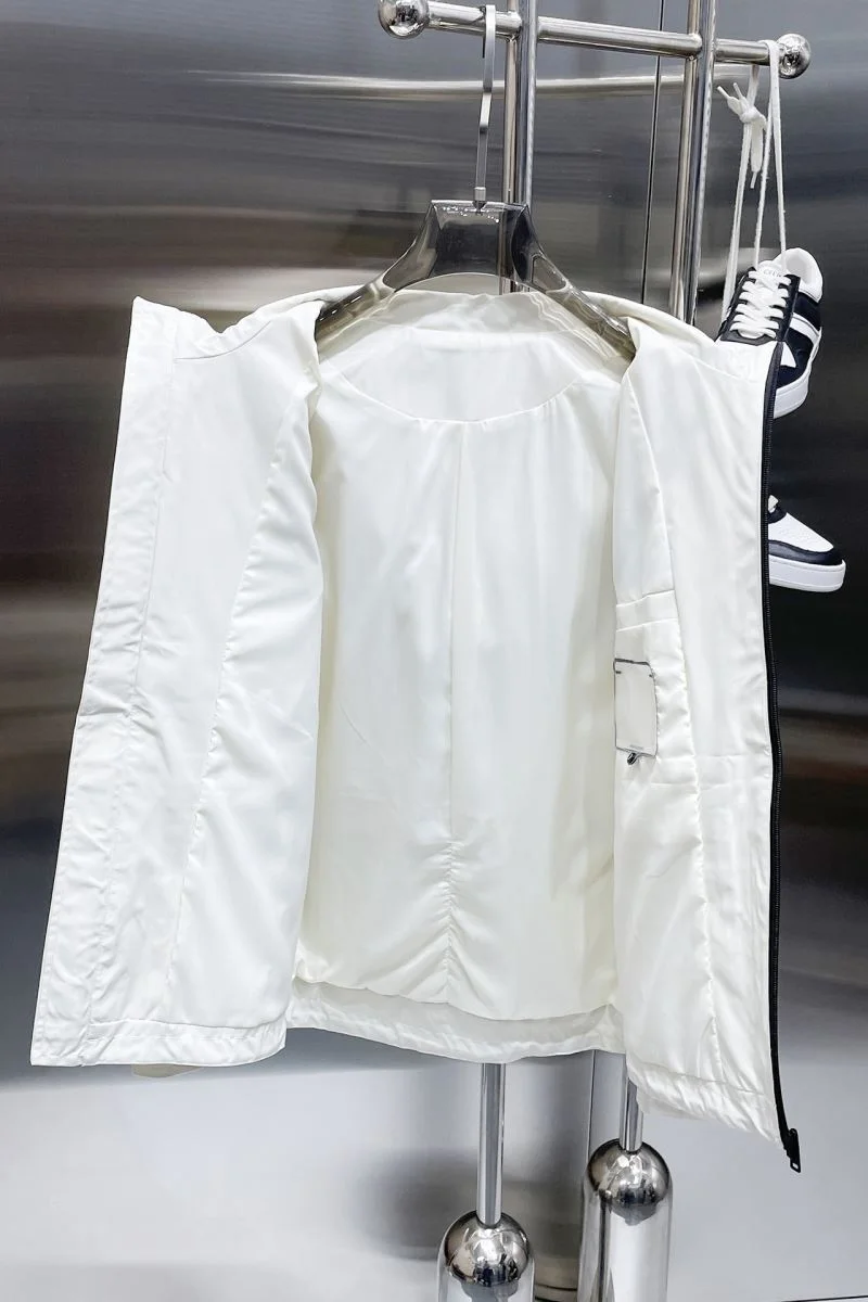 Efficient Prada Outwear 167366
