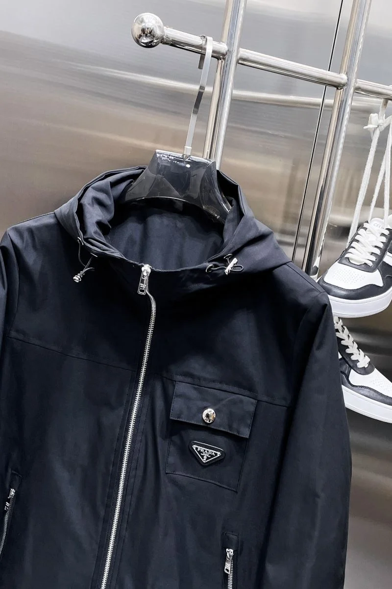Prada Outwear Sophisticated 167369