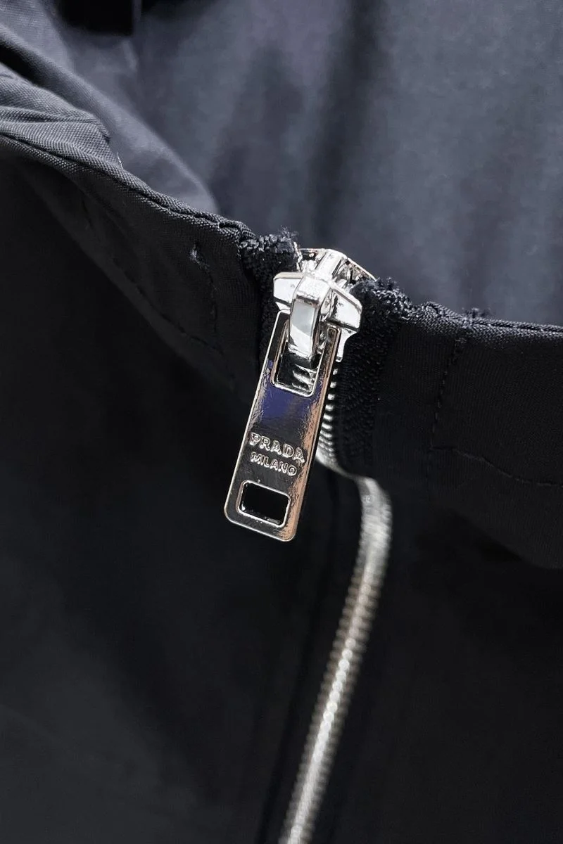 Prada Outwear Sophisticated 167369
