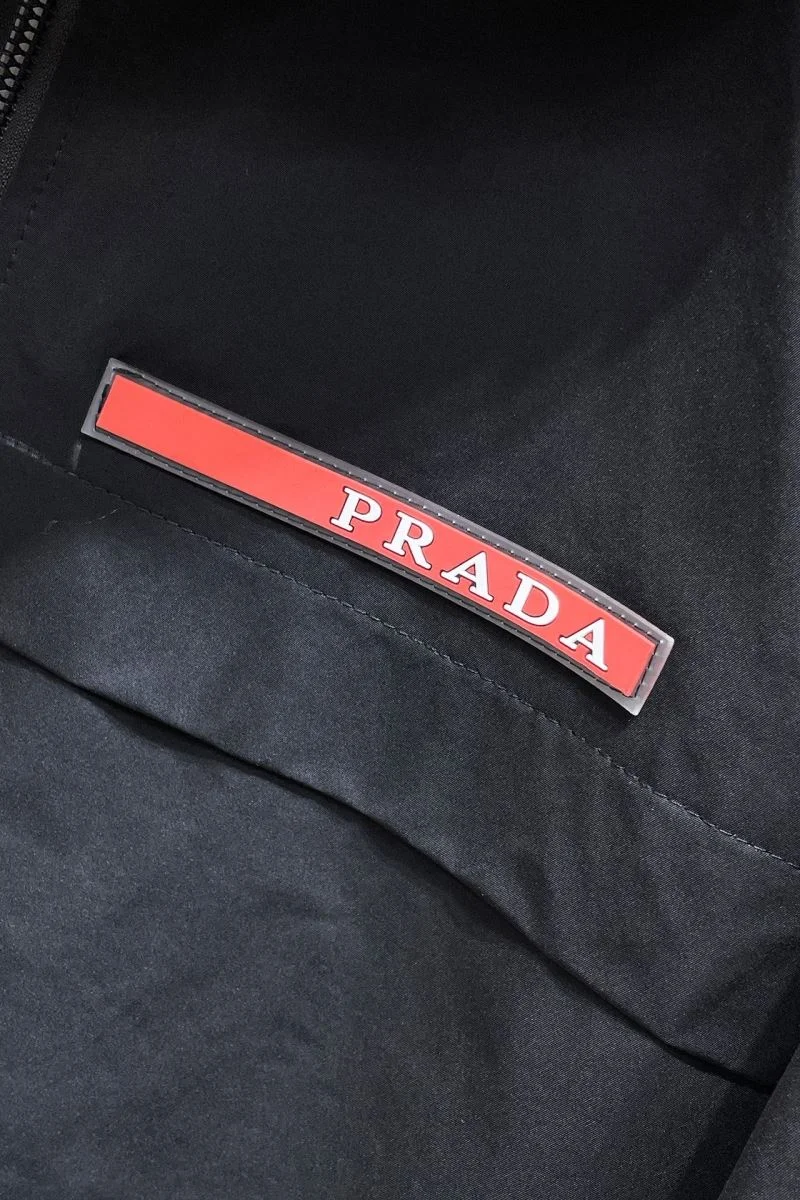 Lightweight Prada Outwear 167367