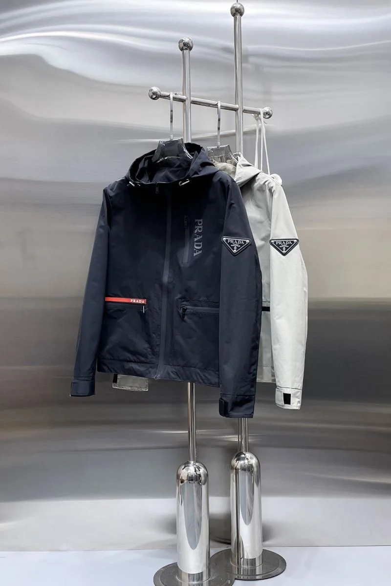 Prada Outwear Fashionable 167432
