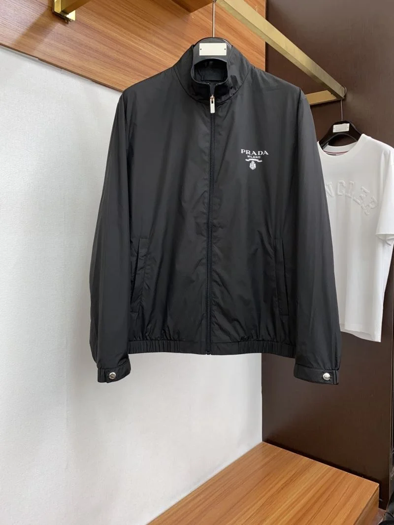 Timeless Prada Outwear 167347