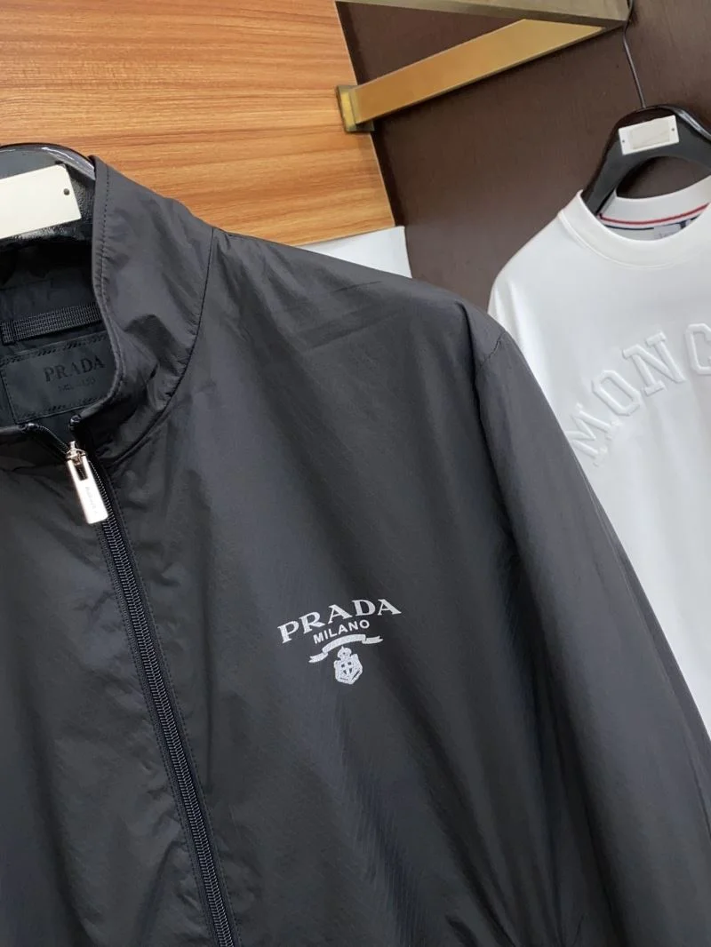 Timeless Prada Outwear 167347