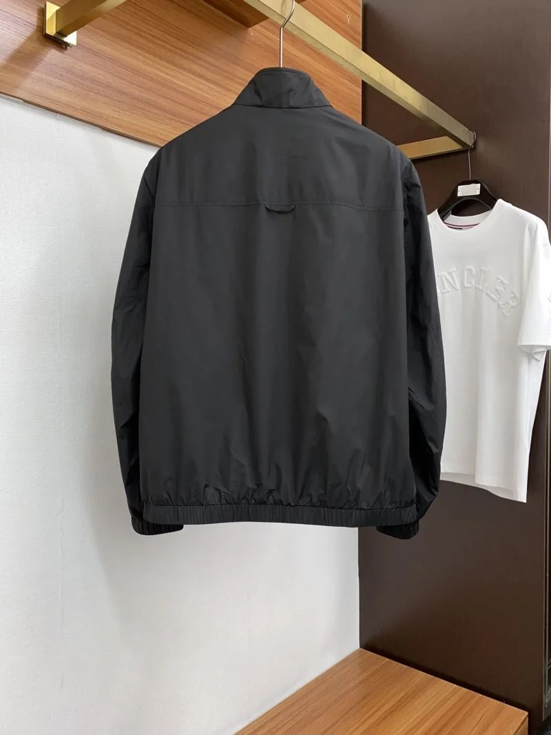 Timeless Prada Outwear 167347