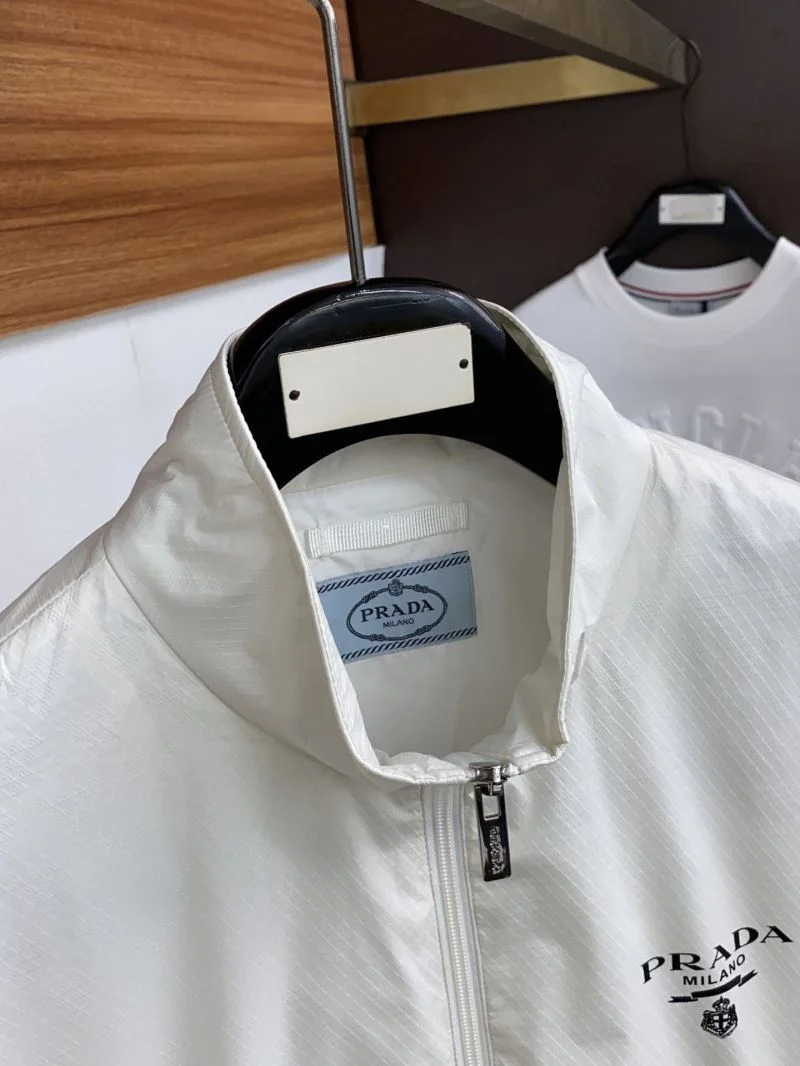 Sporty Prada Outwear 167350