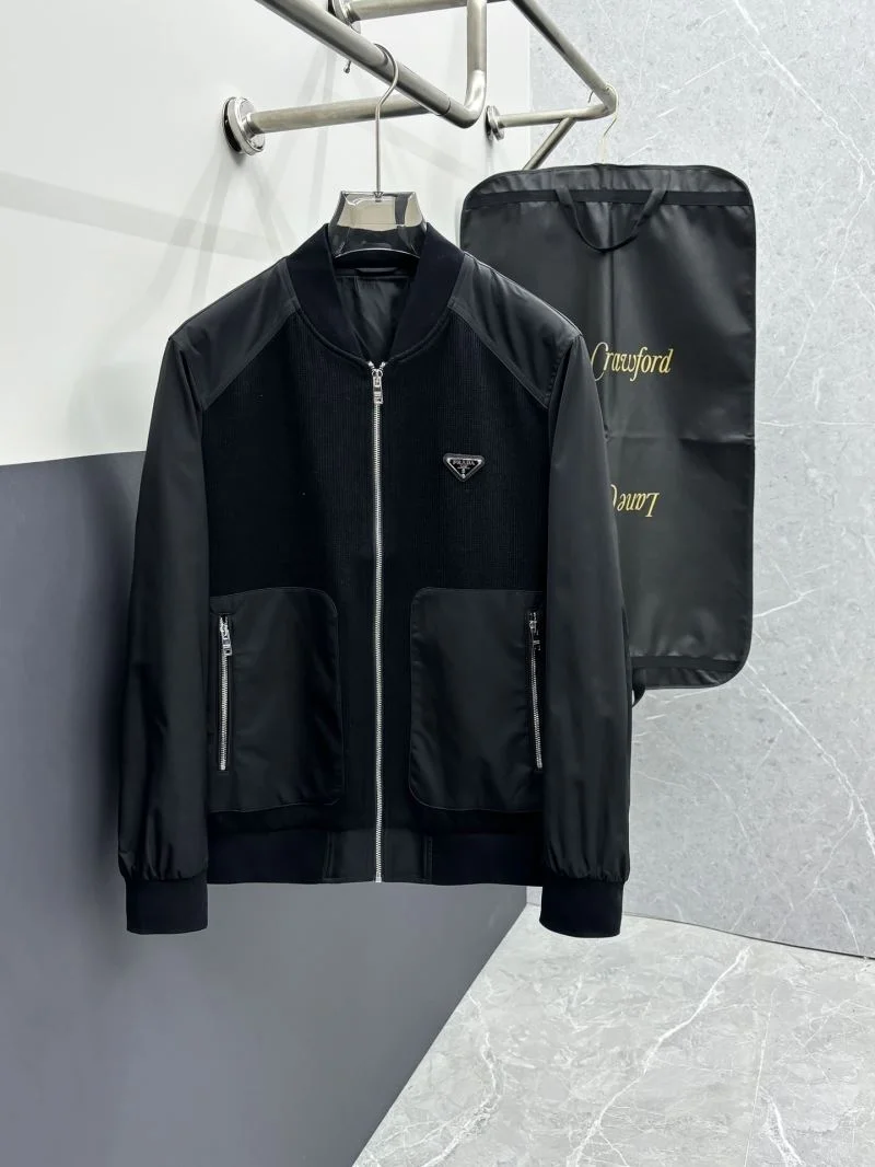 Effortless Prada Outwear 167335