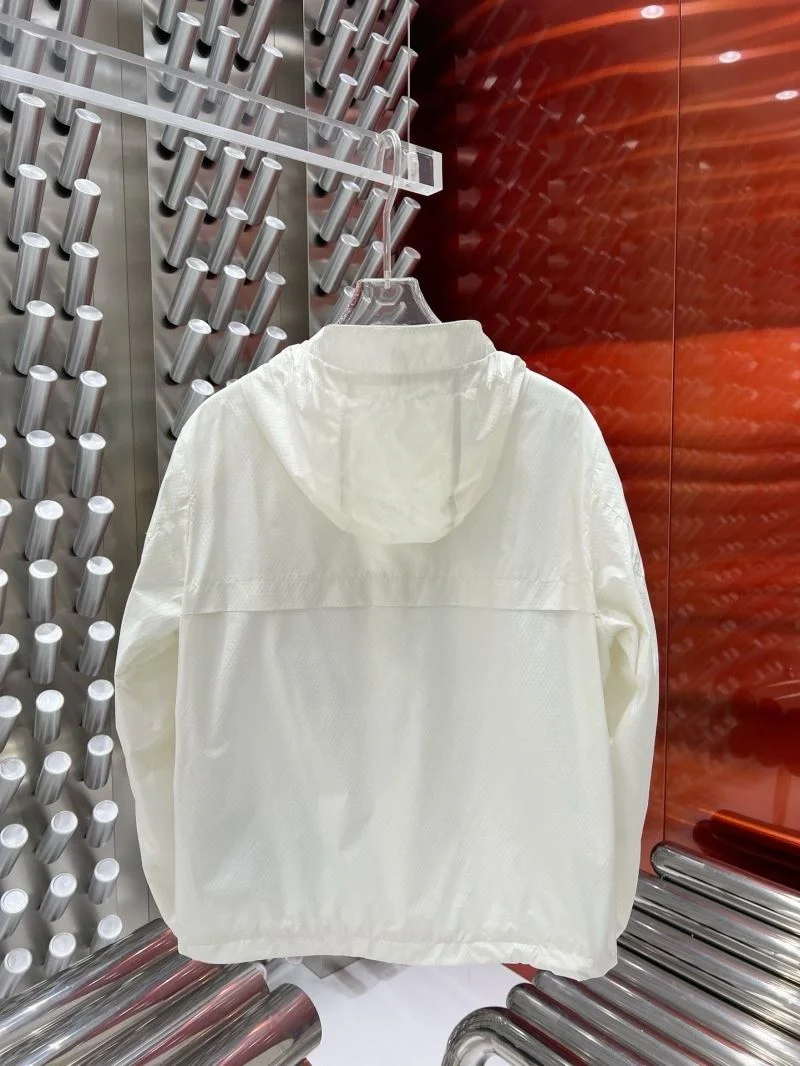 DailyWear Prada Outwear 167330