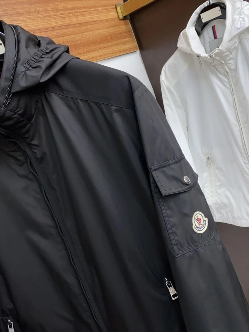 Stretchable Prada Outwear 167324
