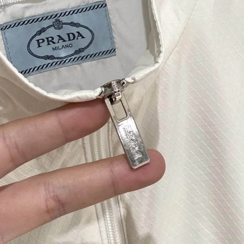 Prada Outwear Fashionable 167329