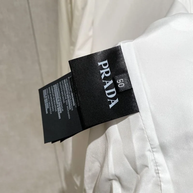 Prada Outwear Fashionable 167329
