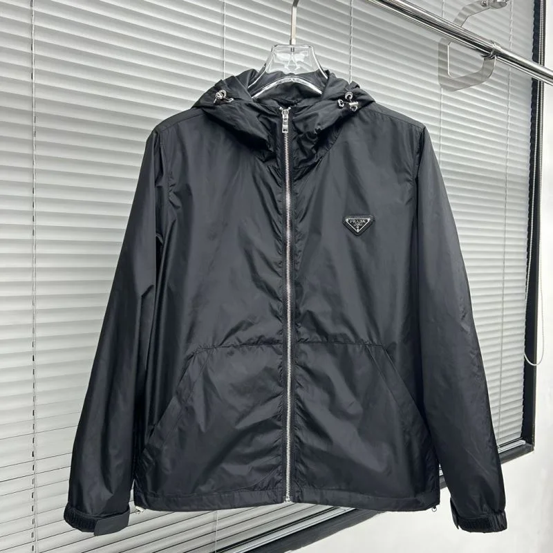 Supportive Prada Outwear 167328