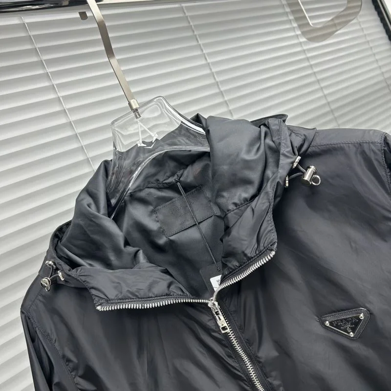 Supportive Prada Outwear 167328