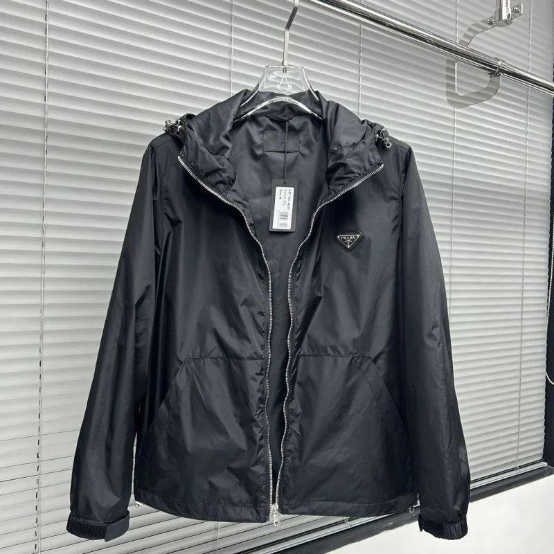 Supportive Prada Outwear 167328