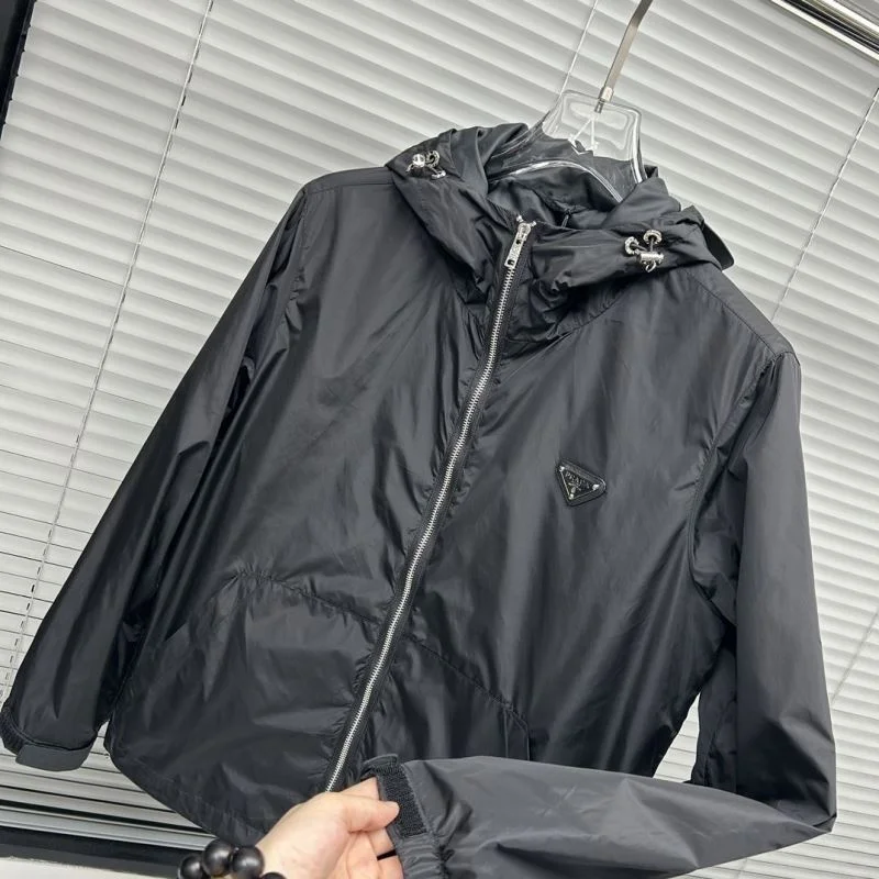 Supportive Prada Outwear 167328