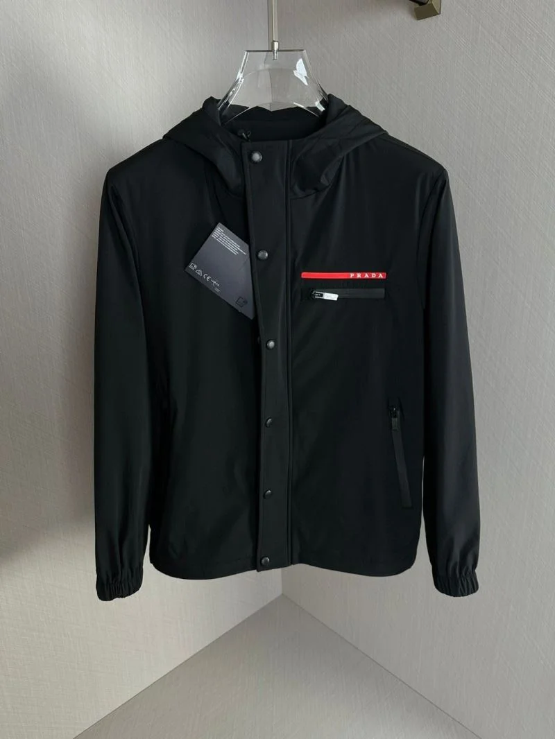Breathable Prada Outwear 167319