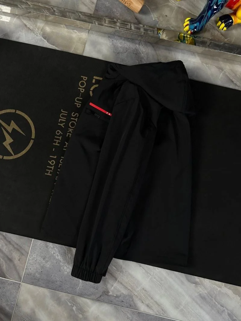 GoodFit Prada Outwear 167318