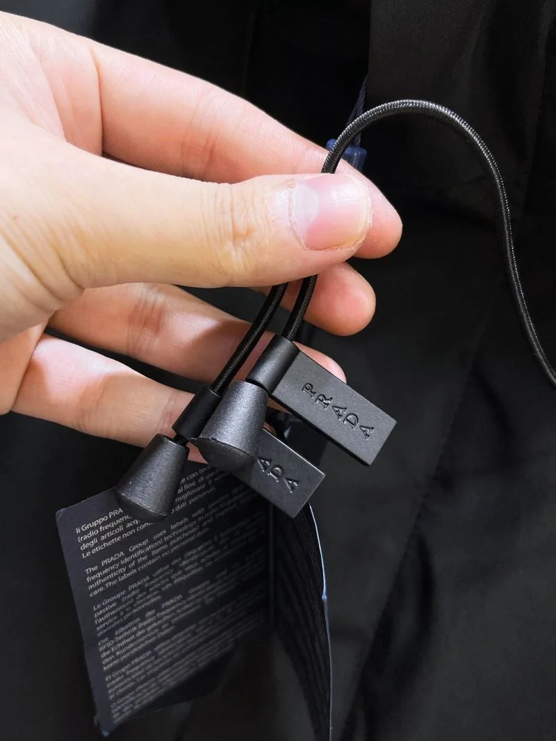 Prada Outwear Minimalist 167285