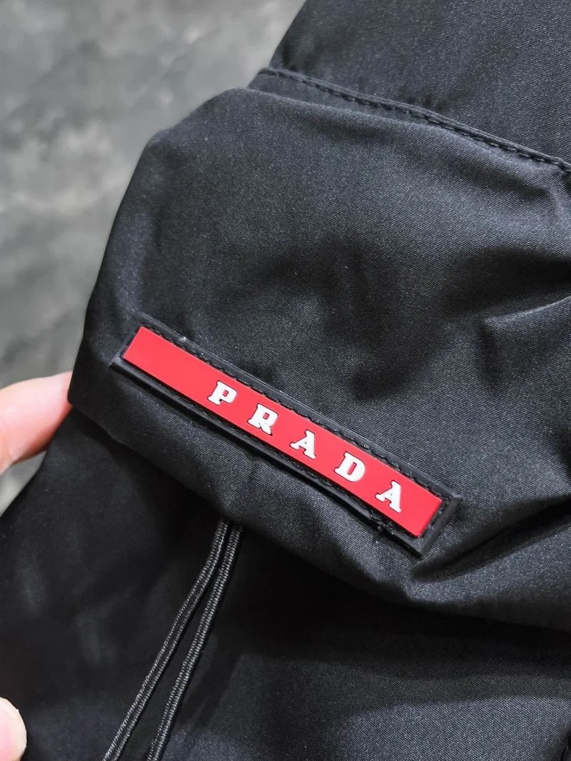 Prada Outwear Minimalist 167285