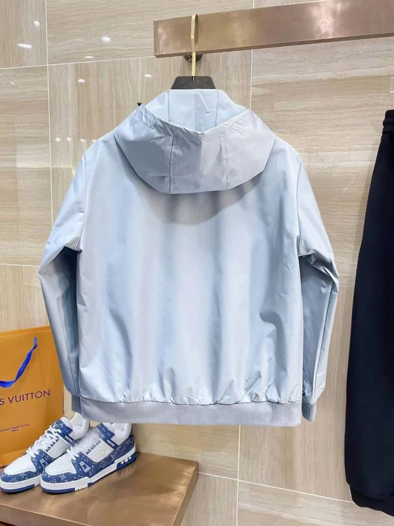 Stylish Prada Outwear 167292