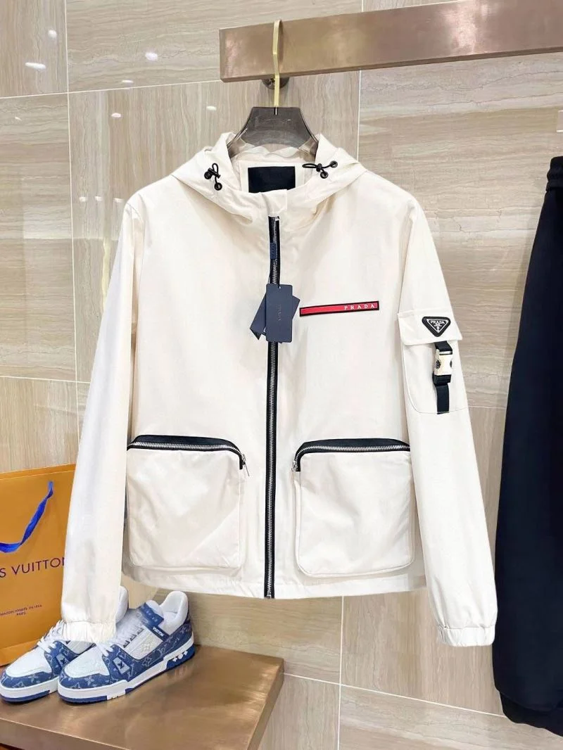 Prada Outwear Attractive 167288